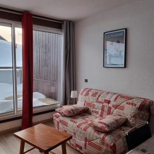 Studio fonctionnel au pied des pistes avec grand balcon - FR-1-181-2584