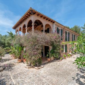 Finca La Encina by Mallorca House Rent