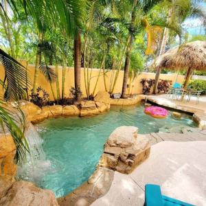 Calico AMI - Tropical Heated Pool - Steps to Beach - Family Friendly