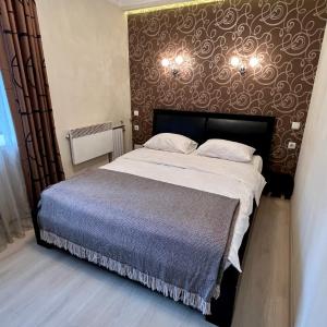 Apartment on Nauki Avenue 102