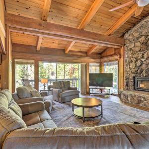 Ski and Soak Hot Tub Haven in Tahoe City!