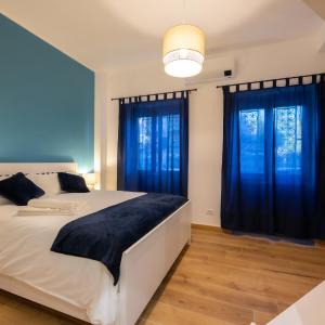 Bed & Breakfast Across The Room(e)