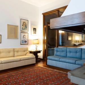 Palazzo Cecchi Florentine Apartment