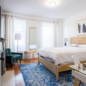 454-3W PRIME location 2BR Newly Furnished sleeps 5