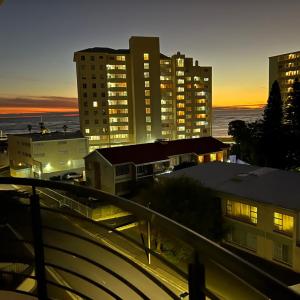 Beachside Bliss Strand