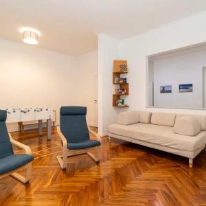 New! Cit Turin Elegant Apt with Parking