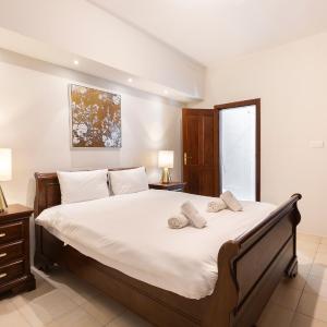 Sliema Central Apartment Just Minutes from the Beach by JL