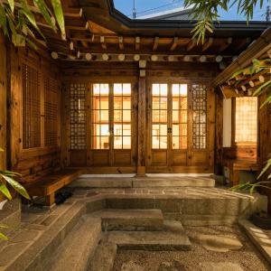 Luxury Hanok Stay Onyou
