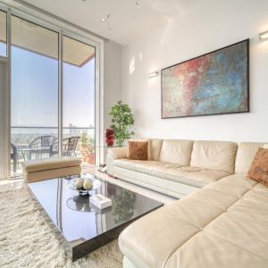 Tiara Residences, Palm Jumeirah Dubai - Mint Stay