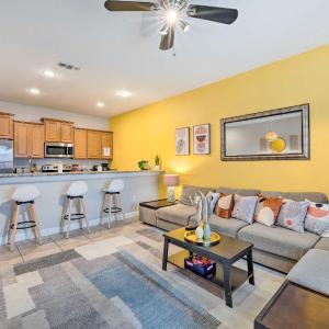 5 Mi to Disney Paradise Palms Retreat with Lanai