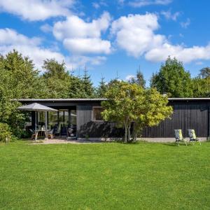 3 Bedroom Pet Friendly Home In Græsted