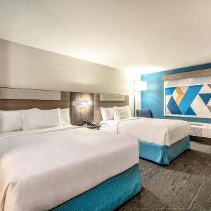 Holiday Inn Express & Suites Phoenix - Mesa West by IHG