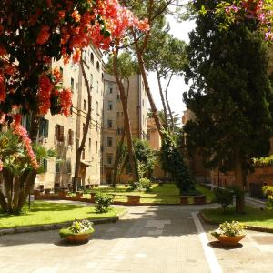 Dimora del Papa Rome Apartments