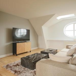 Unique 5 Bedroom Apartment w Exposed Beams in Copenhagen