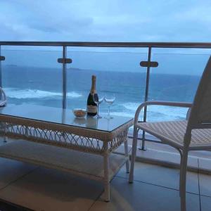 601 The Bermudas 3 bedroom beachfront Umhlanga Rocks