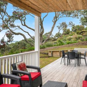 MaiMoana - Hatfields Beach Cliff-Top Retreat