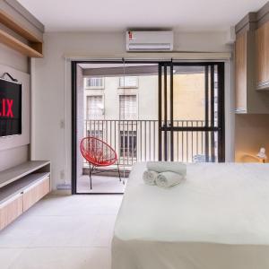 Cama queen | Piscina | Academia | Metrô República