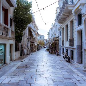 Plaka Apartment