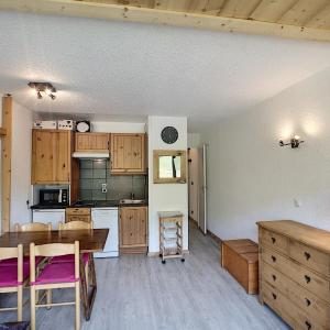 Bel Apt 2 Pièces rénové 5 pers 30m² Expo SO, Pistes & Commerces Proches, Wifi Inclus - FR-1-178-70