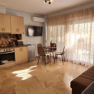New Stylish apartment in Athens!
