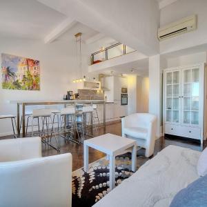 Upstays - Refurbished - Sea view - Wifi - Air