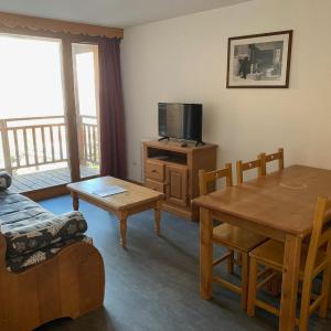 Appartement à Orcières Merlette - 6 pers, 45m² - Proche pistes et commerces, WIFI inclus - FR-1-636-150