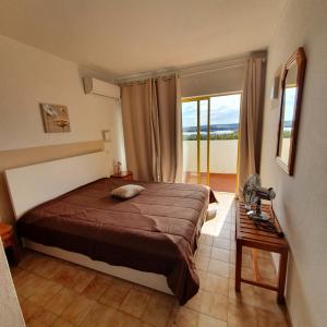 T1- Praia da Rocha com piscina -segunda linha