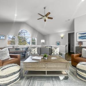 928A Lakepoint Circle 3Br 2,5Ba home