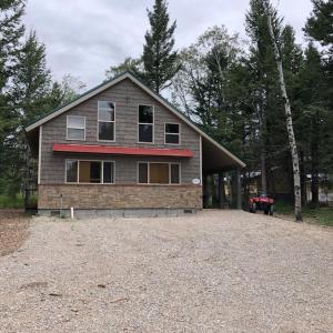 Heated Floors, Hot Tub, Grill
