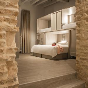 Room Salvador