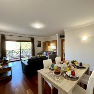 Albufeira Modern 4 With Pool by Homing