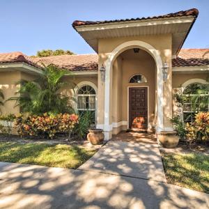 Pet-Friendly Home in Vero Beach, 1 Mi to Beach!