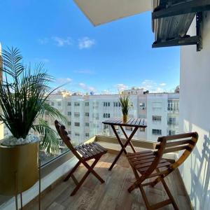 Charming Top Floor Bourgogne - By AppartAli
