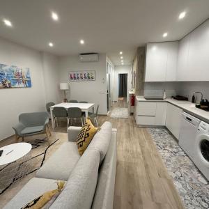 Precioso apartamento con patio. PYP