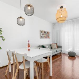 Shell apartment, walking to beach and center