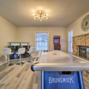 Movie Room, Hot Tub: Pocono Vacation Rental!