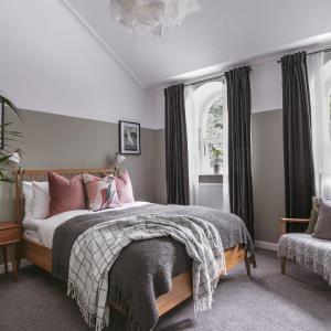 14 Church Street- close to Windermere Train Station