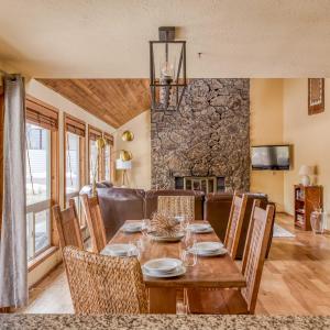Yellow Rail 10 - Meredith Lodging