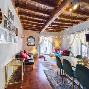 Exclusive 3BR with View over Campo de Fiori IREX Apartment