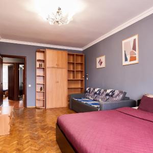 GRAND Apartment 3 Separate bedrooms near Olimpiyskiy