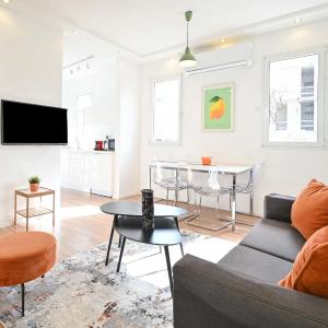 White Sens 1BR near the beach w-Mamad by HolyGuest