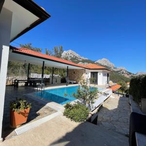 Antalya Villa Esiyok with heated pool