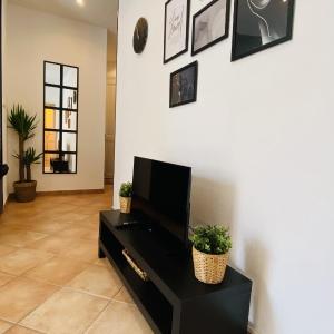 Corso Home- central apartment in Menton