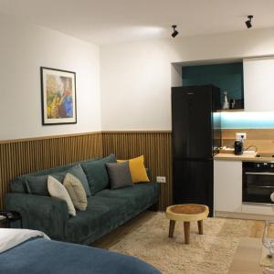Studio in Tirana