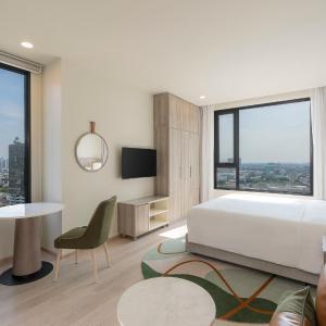 Staybridge Suites Bangkok Sukhumvit by IHG