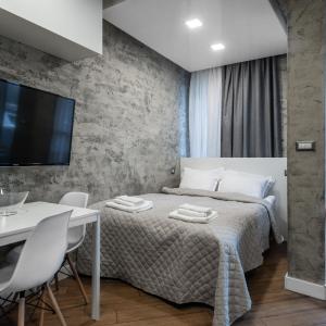 Luxury Studio Silver by Flat Mаnager