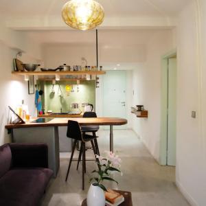 calm and cozy flat with romantic garden