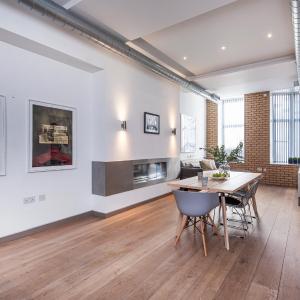 Oxford Street -West End-Great Location