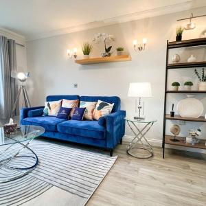 2 Bedroom Apartment, Free Parking, WiFi & Netflix