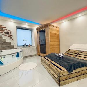 Luxe Apartments